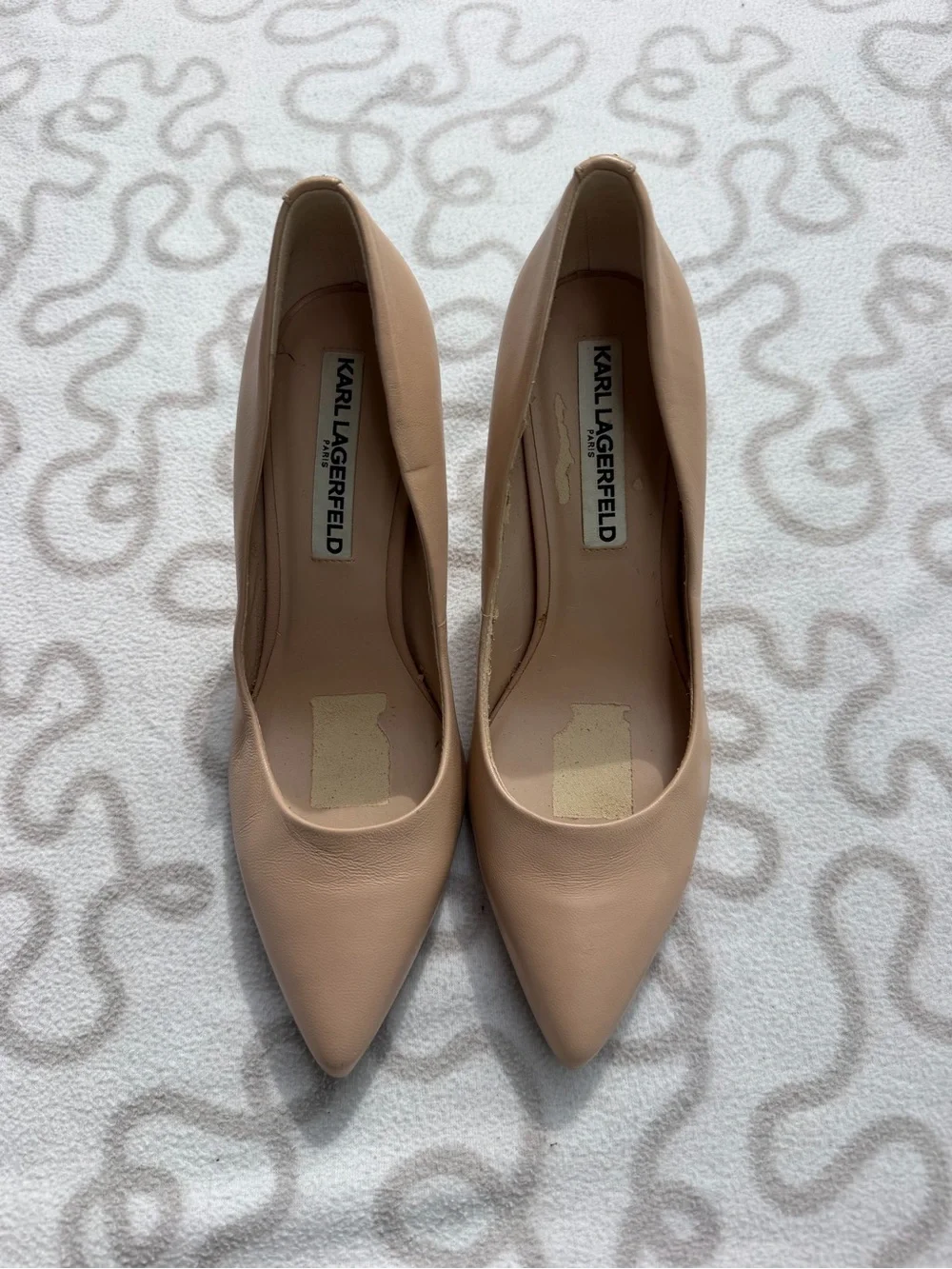 Karl Lagerfeld Beige Pointed-Toe Leather Pumps